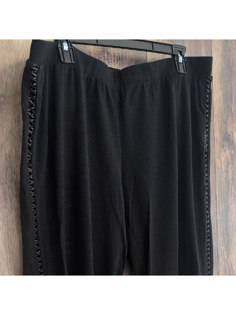 City Chic Criss Cross Side Black Leggings L        C125